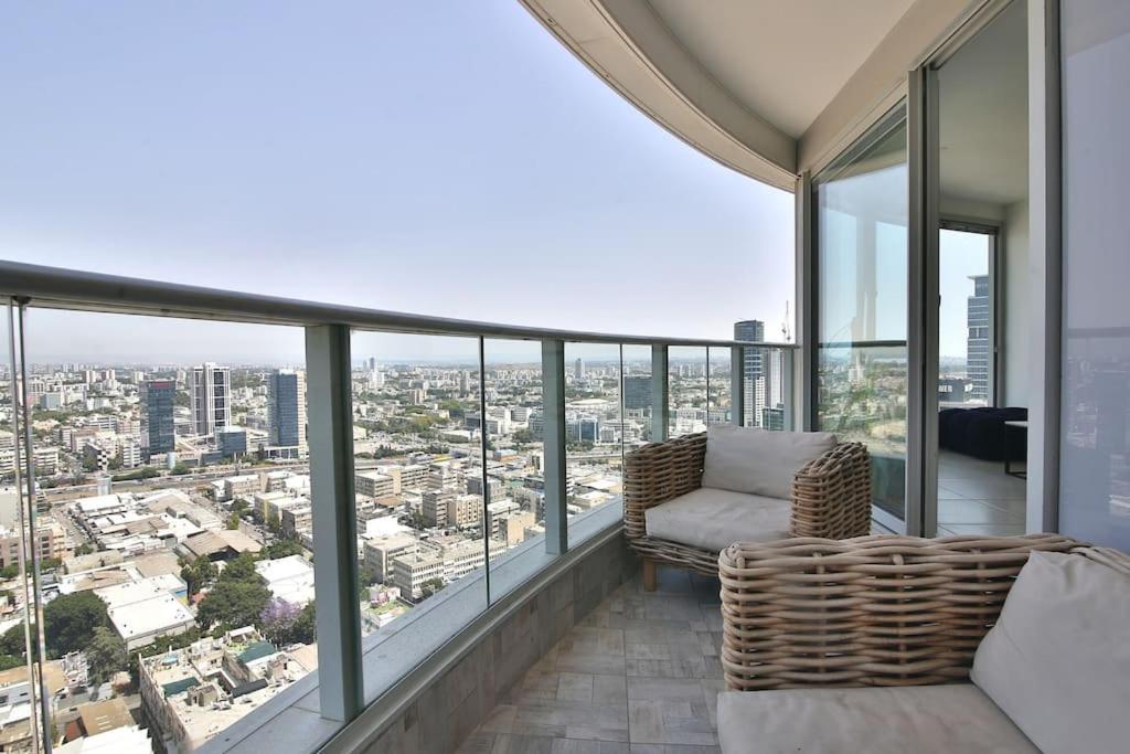 Luxury 2 Bedroom Gindi Tlv Apartment *