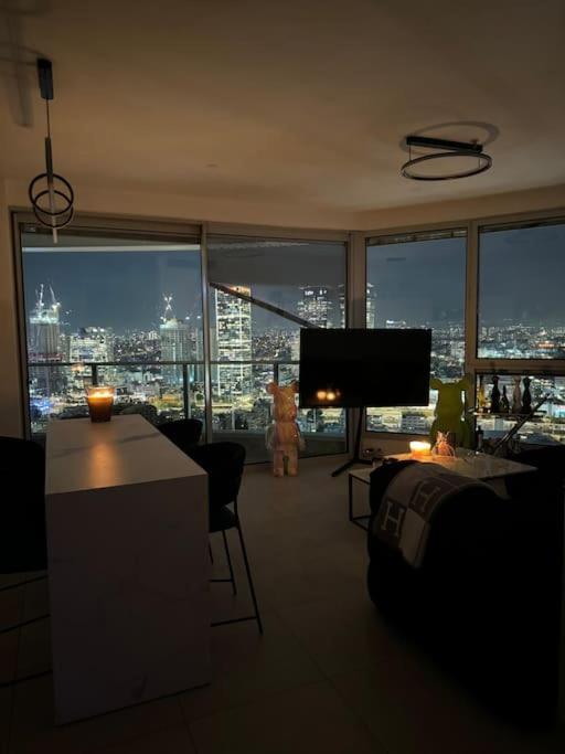Luxury 2 Bedroom Gindi Tlv Apartment Tel Aviv